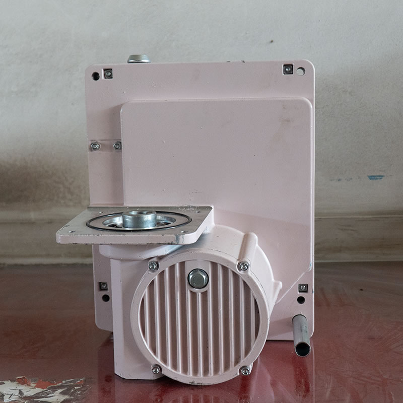 Двигатель для подвесной платформы