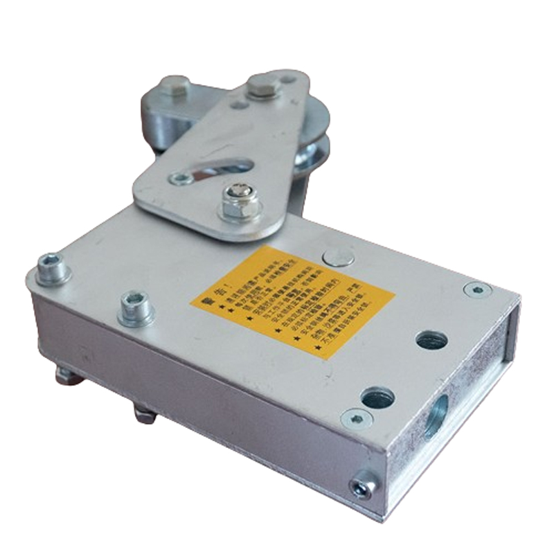 Предохранительный замок для подвесной платформы