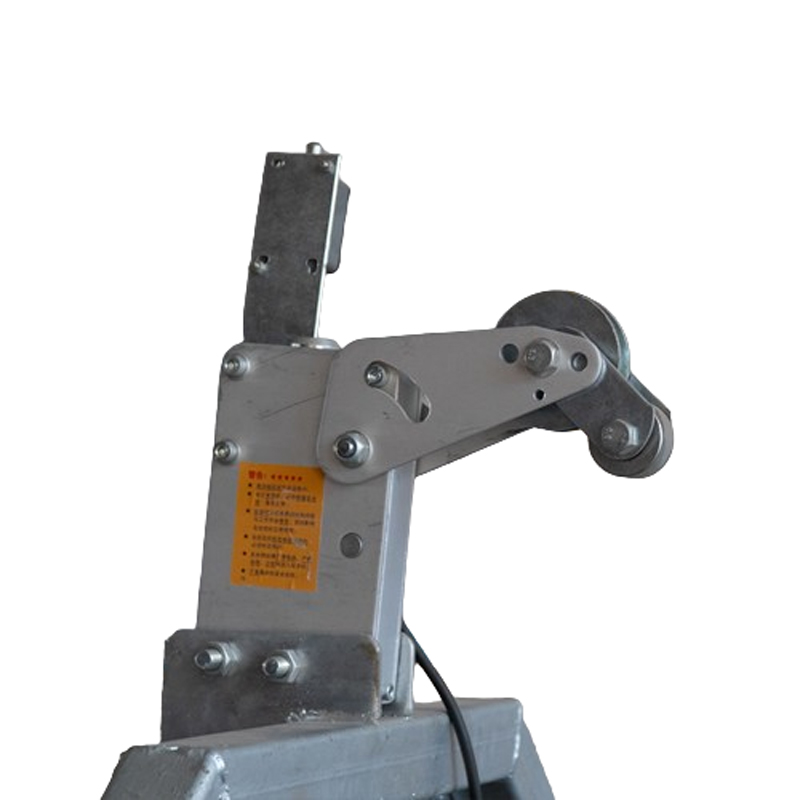 Предохранительный замок подвесных лесов