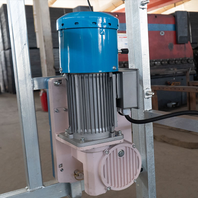 Электрический канатный строительный подъемник